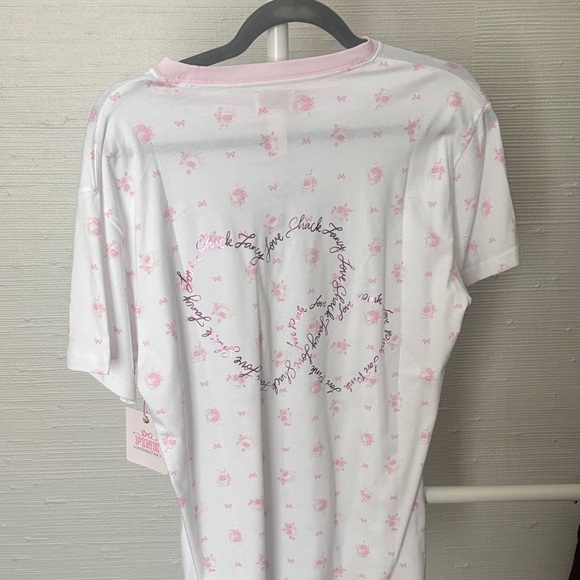 LoveShackFancy White Tee with Pink Metallic PINK Logo and Gold Accent - Picture 5 of 8
